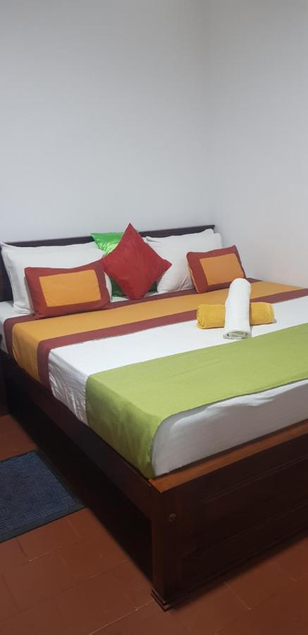 Hanthana Breeze Bungalow Kandy Exterior foto